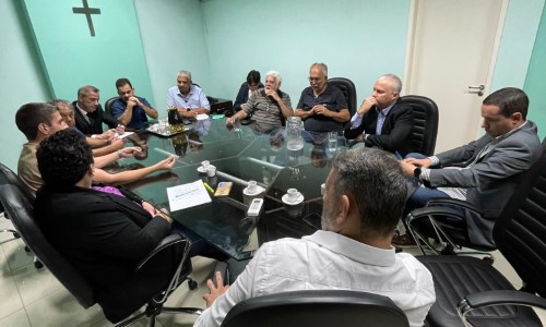 Vereadores de Volta Redonda se reúnem com Sindpass para discutir melhorias no atendimento à população 